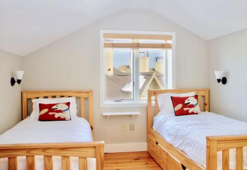 Stratton Village Square in Stratton