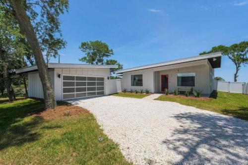 Creek View Villa in St. Augustine, USA