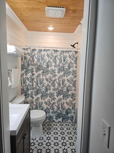 Beautiful cozy cabin to relax in charleston sc Beautiful cozy cabin to relax in charleston sc