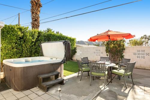 Sunsational Views Permit# 3081 in Palm Springs, USA