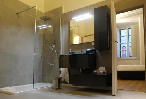 Strozzi Luxury Apartment, Florence