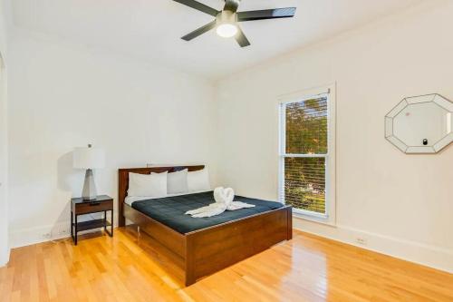 Heated Pool ATL 5BR Modern Sanctuary