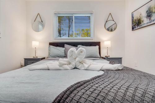 Spacious Decatur Home Sleeps 12 Work-Ready in Decatur, USA