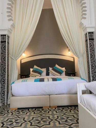 Dar Al Khatib 2