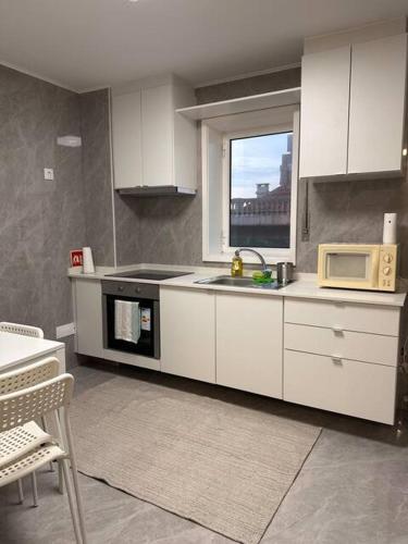 Confortável ensuite 1 privado centro da cidade (Confortavel ensuite 1 privado centro da cidade) in Povoa De Varzim