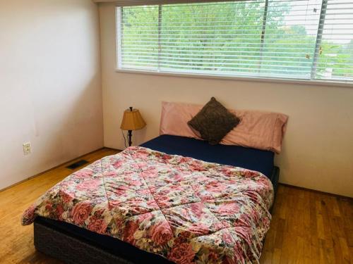 Winter Warm Up Deal- 20 Mins to Langley, Downtown, Airport in Guildford, Canada