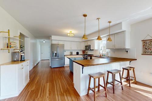 Elegant Coastal Retreat in Rockport