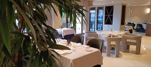 Melia Girona - image 5