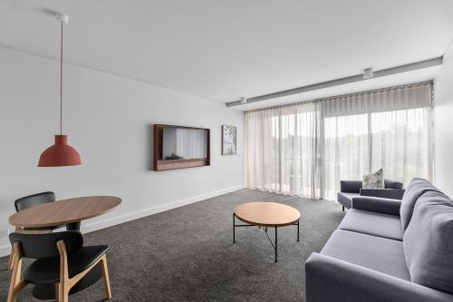 Book the Signature Suite and Parking Signature Suite - Free Wifi and Parking