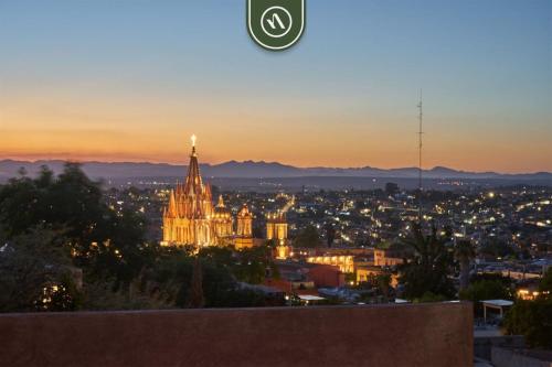 Amazing House in City Center - Rooftop - Skyline in San Miguel de Allende, Mexico