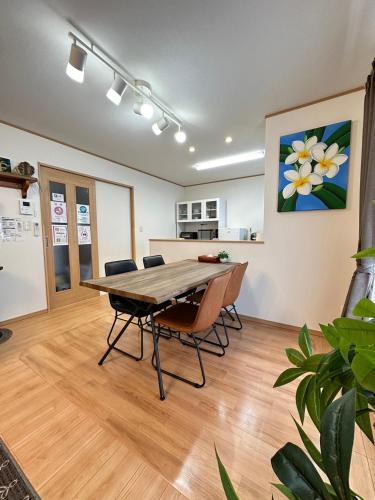LAULEA　 Large  4 bedrooms! Spacious parking! in Kin