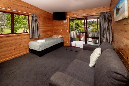 Nelson City TOP 10 Holiday Park in Nelsona
