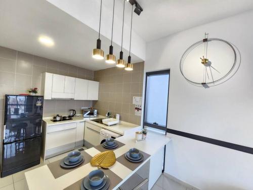 J 2 Rooms PJ Near SunwayPyramid J 2 Rooms PJ Near SunwayPyramid