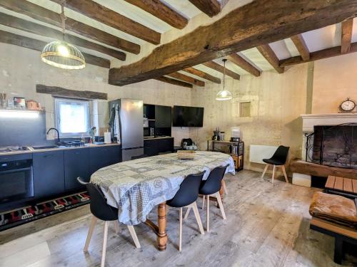 Gite en Berry: terrasse couverte, ping-pong, pres Zoo de Beauval et Chateau de Valencay - FR-1-591-6 in Vicq-sur-Nahon