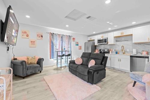 Luxury Pink Suite in Downtown in Dallas, USA