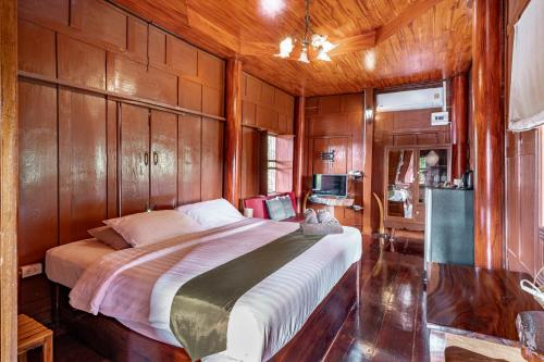 Athithara Homestay Room Type - Executive Suite