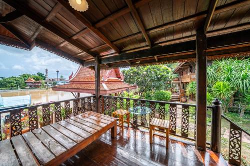 Athithara Homestay in Ayutthaya folyópart