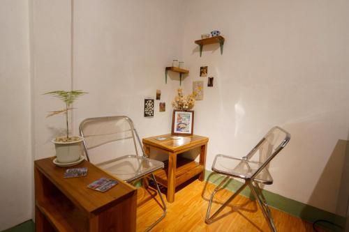 Ta Kaew Hostel ตาแก้ว โฮสเทล in 泥淵