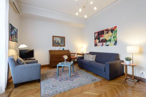 Charming Apartment Piazza del Popolo - image 9