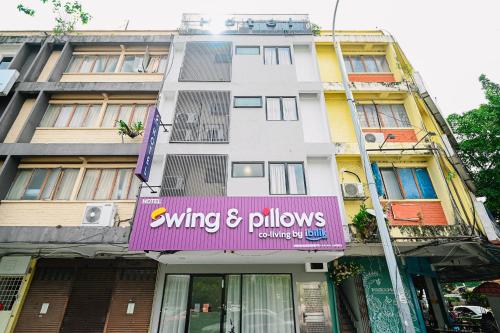 Photo - Swing & Pillows - KL Pekeliling
