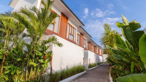 Exterior view, Segara Seaside Resort in Nusa Ceningan