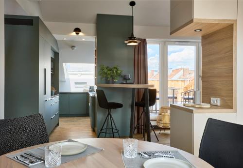 Konyha, June Six Hotel near Altes Rathaus