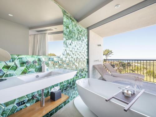 Immerso Hotel, a Member of Design Hotels in ริบามาร์ เด ซีมา