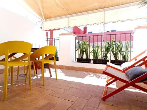 2 bedrooms, 3 beds