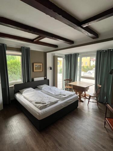 Double Room with Private External Bathroom