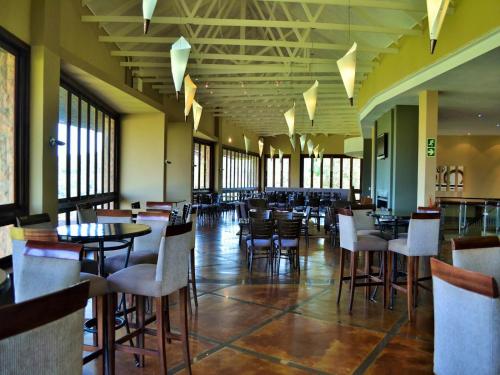 Restorāns, Elements Golfers Lodge 123 in Waterberg Estate