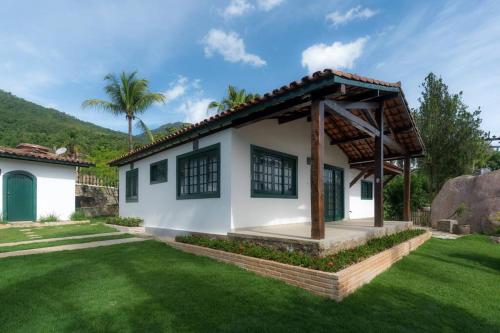 Serendipity praias, cachoeiras, piscinas naturais in บาร์ราเวลยา