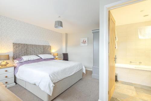 The Linhay Eastleigh - image 2