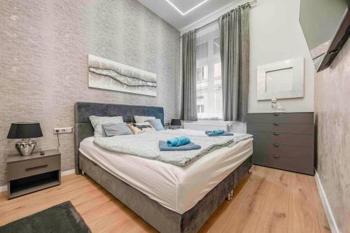 Exclusive Downtown Apartment with AC, Budapest (photo 8)