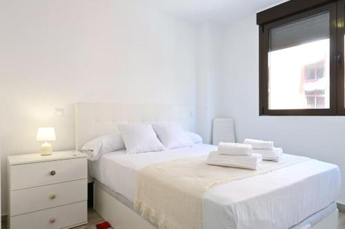 For You Rentals Acogedor apartamento TEMPORAL de un dormitorio en Chamartin MMA322A, Madrid