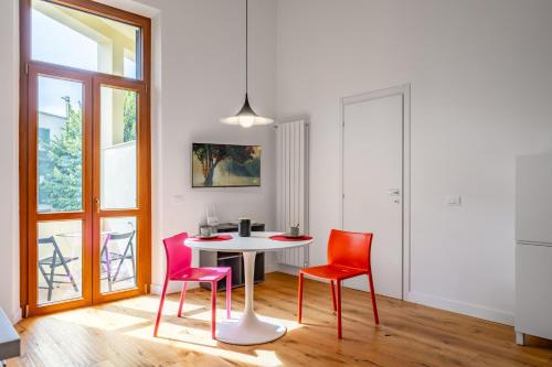 GuestHost - Casa di Ebe - Campo di Marte Flat with Balcony 5