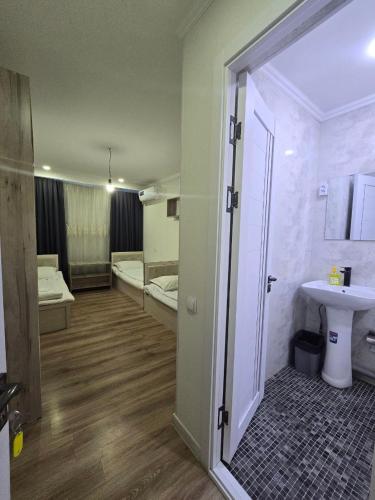GUESTO HOSTEL – Toshkent, NY