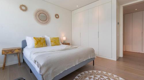Prime Riverside 1BDR Apartment by LovelyStay