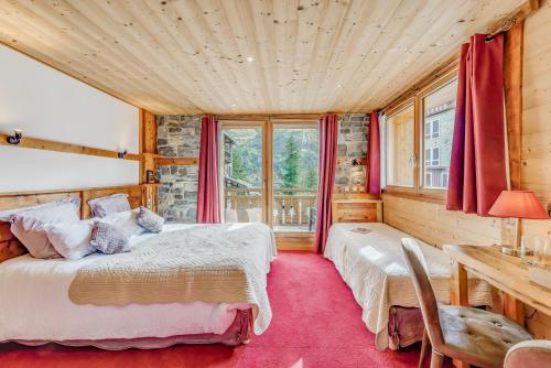 Chalet Monte Bianco near The Underground Bar Tignes Le Lac
