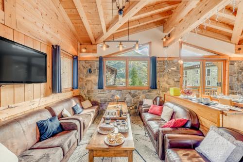 Chalet Monte Bianco near The Underground Bar Tignes Le Lac
