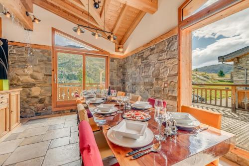 Chalet Monte Bianco near The Underground Bar Tignes Le Lac
