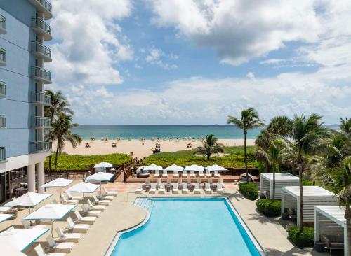 The Singer Oceanfront Resort, Curio Collection by Hilton in Riviera Beach, USA