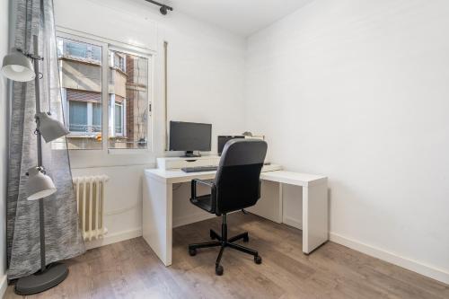 Your Home in Barcelona Office & Gym & Parking free, Barcelona (photo 10)
