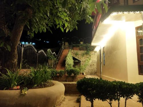 Antara - A Boutique Villa By Shivaneel Hospitality, Chail, Chail (zdjęcie 8)