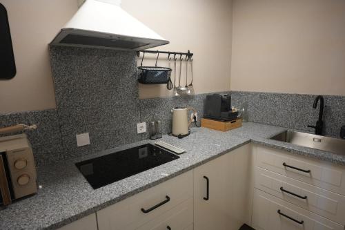 ห้องครัว, Pooltugal House in เซีย