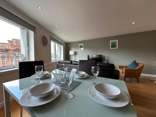 Facilities, Tolbooth Apartments by Principal Apartments near People's Palace and Winter Gardens