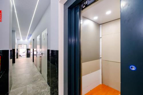 Two-Bedroom Apartment with Balcony image 3