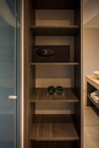 Standard Suite image 10