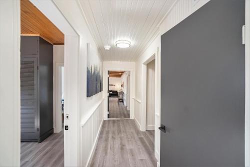 Center Suites in Douglas (MI)
