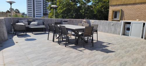 Penthouse in Ramat Gan Next to Sheba Hospital in 郊區/機場