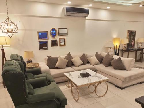 Said's Suites Elysium Tower Opposite to Centaurus Mall - image 14